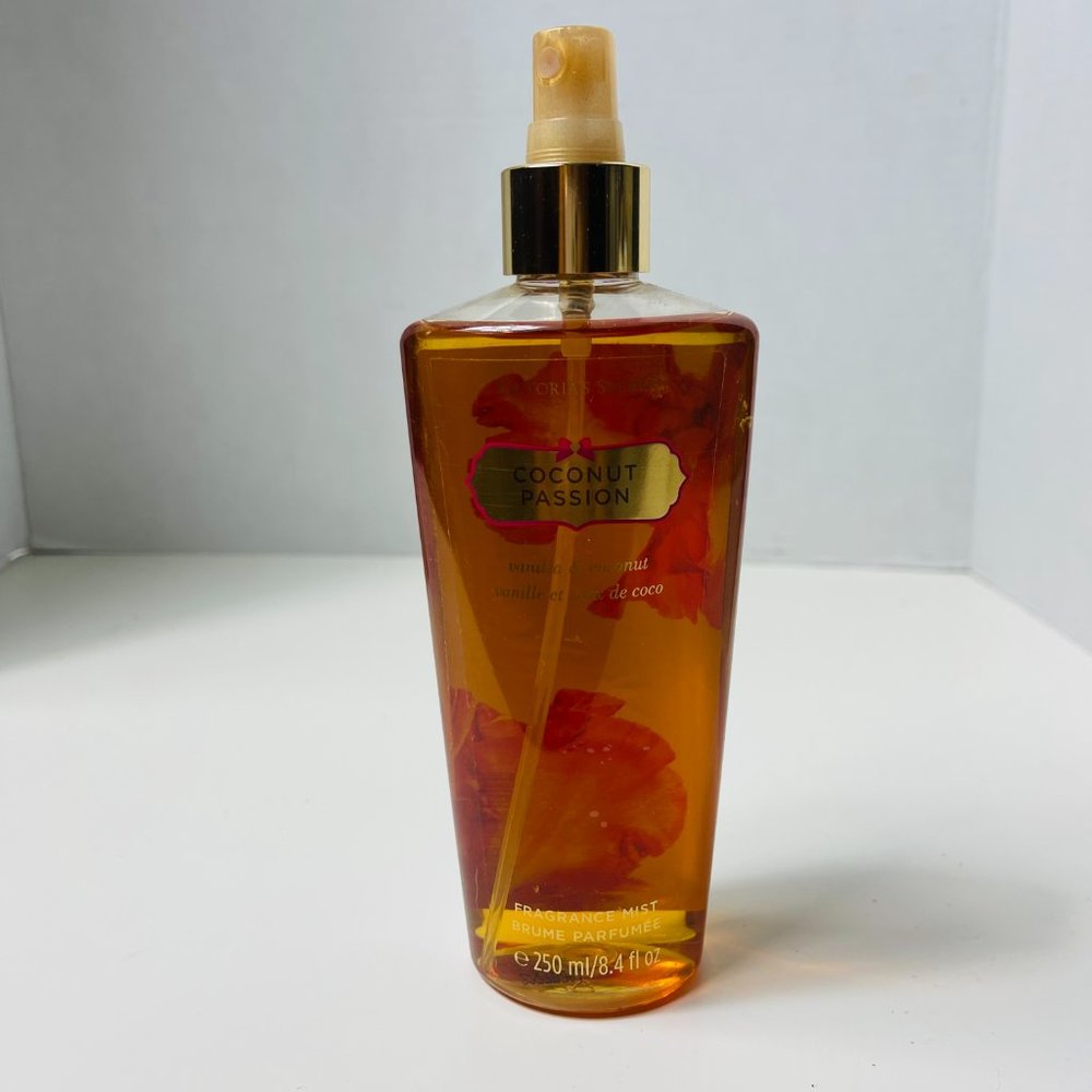Victoria's Secret Coconut Passion Fragrance Body Mist Perfume 250 ml NEW - Picture 3 of 8